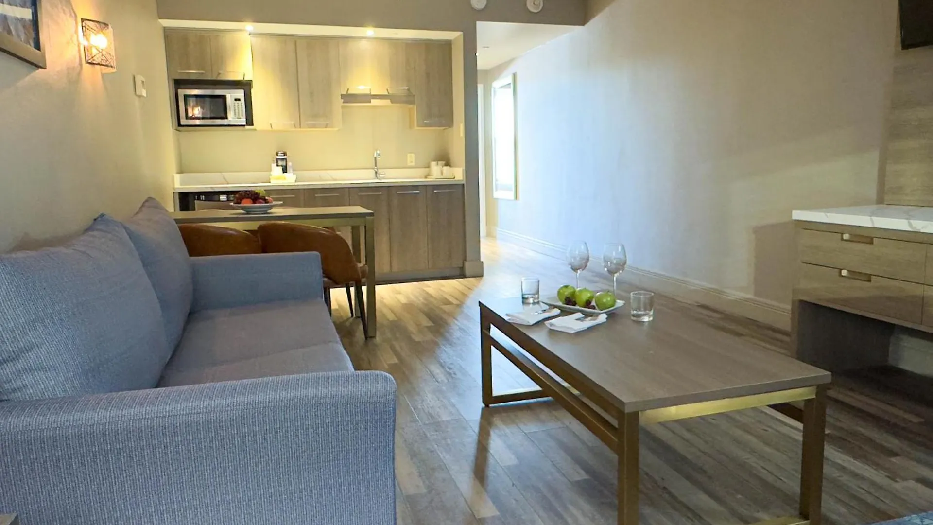 Radisson Hotel Montreal Airport