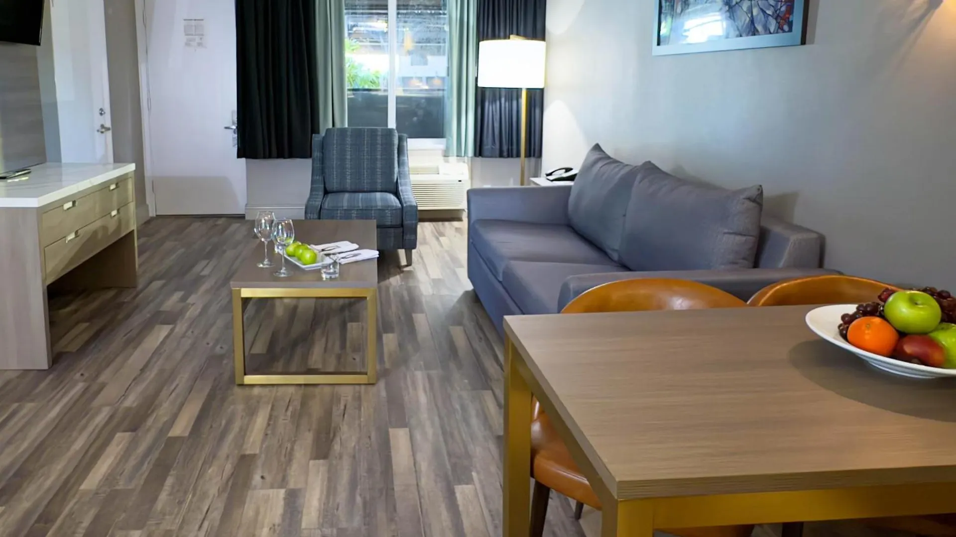 Radisson Hotel Montreal Airport