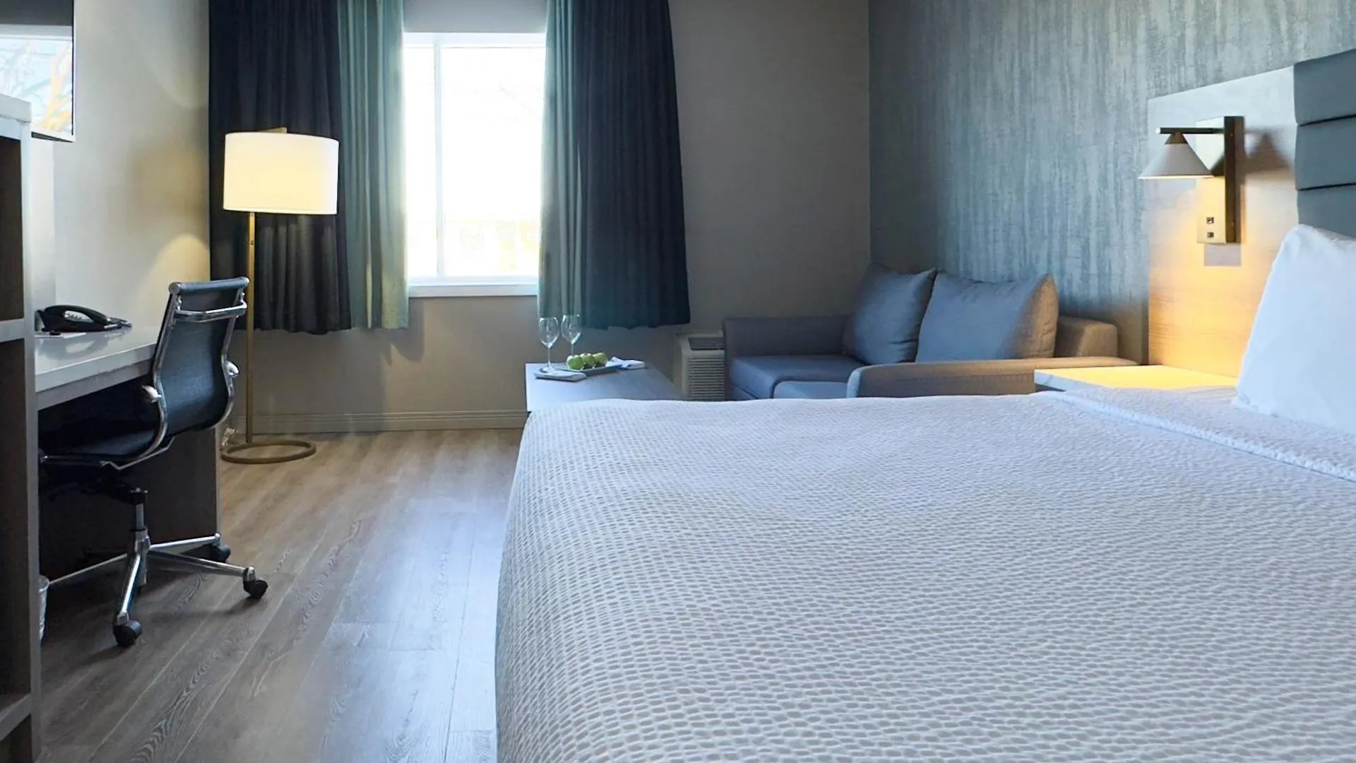 Radisson Hotel Montreal Airport Canada