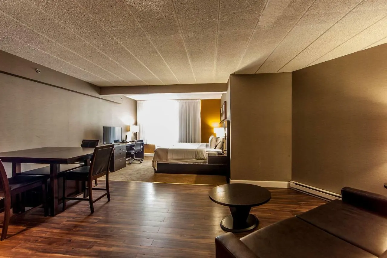 Radisson Hotel Montreal Airport