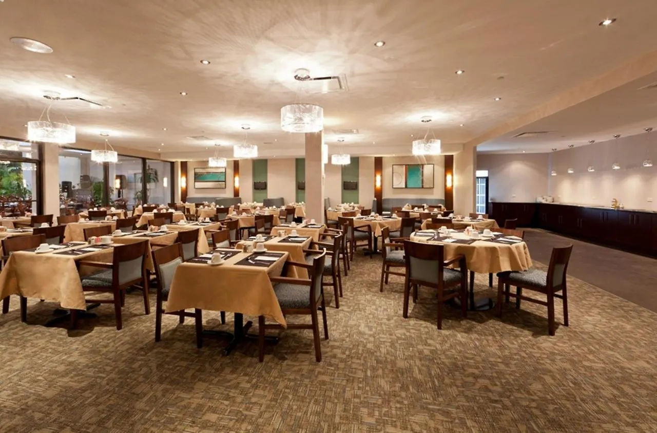 Radisson Hotel Montreal Airport