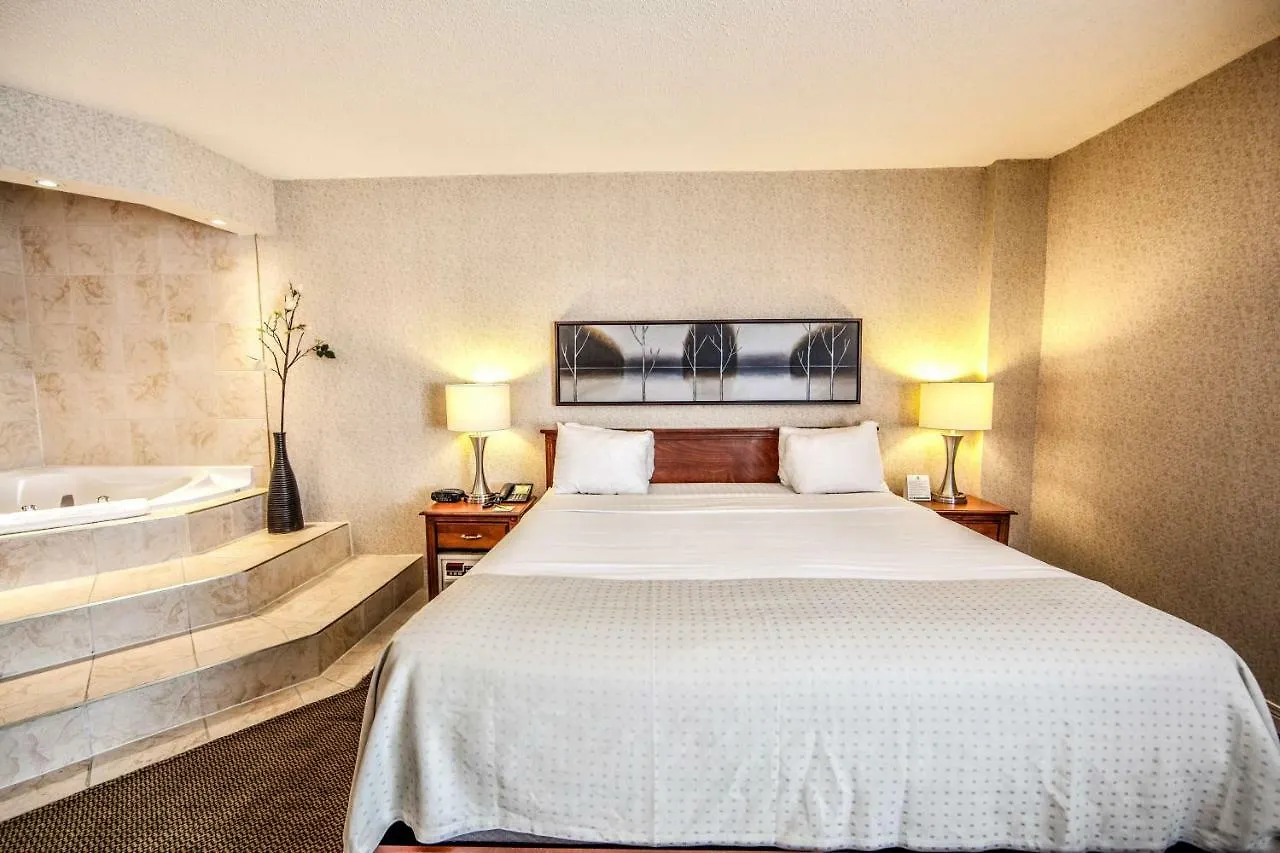 Radisson Hotel Montreal Airport 3*,