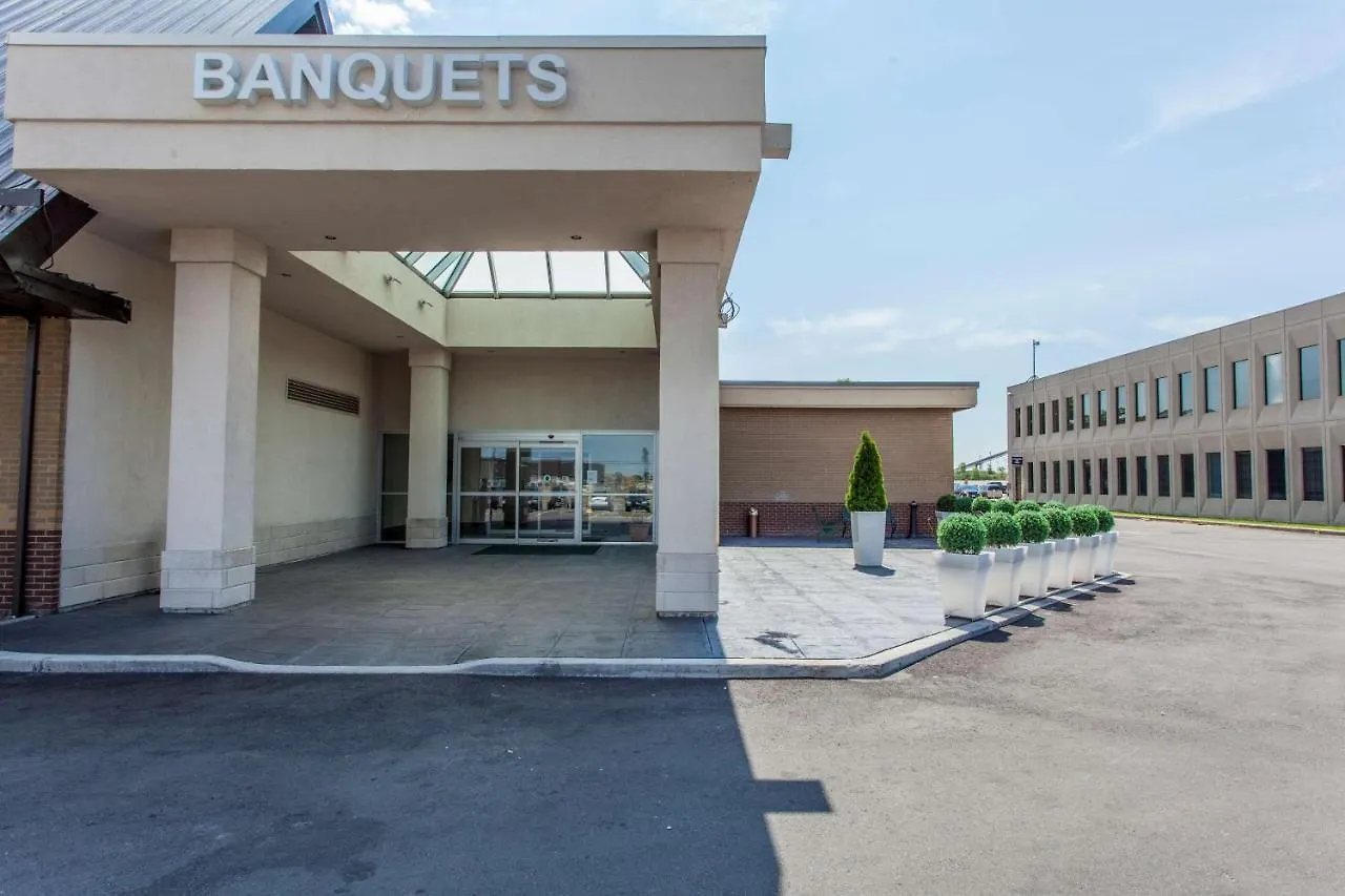 Radisson Hotel Montreal Airport 3*,  Canada