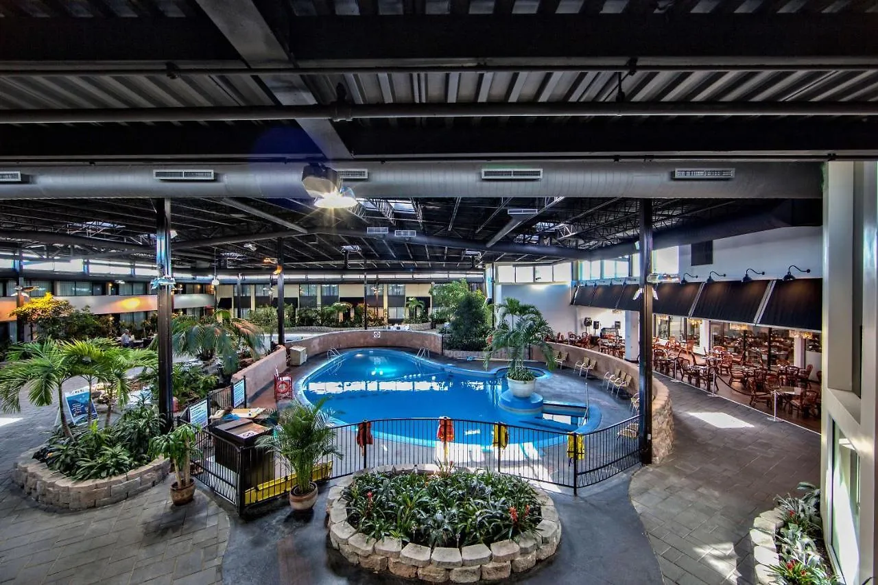 ***  Radisson Hotel Montreal Airport Canada