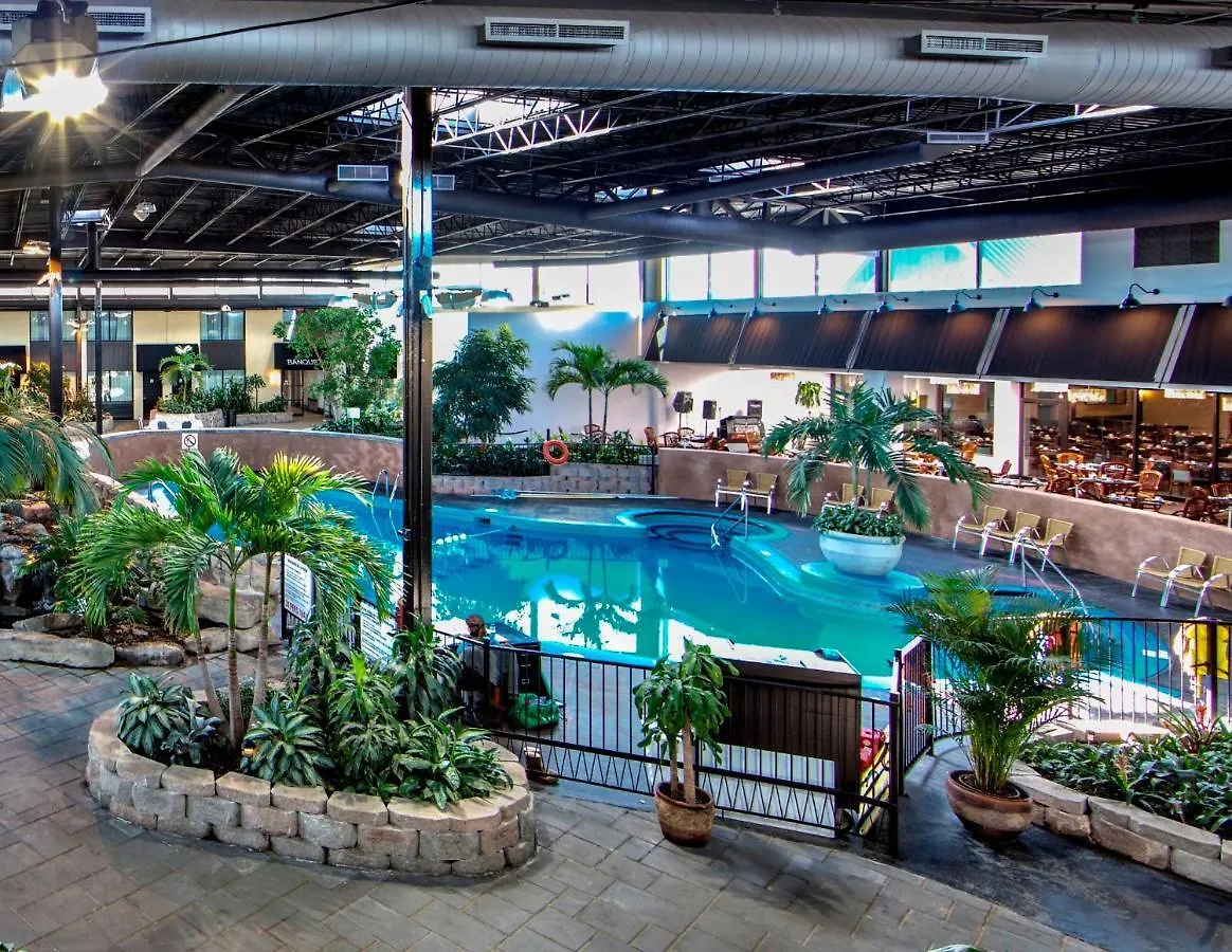 ***  Radisson Hotel Montreal Airport Canada