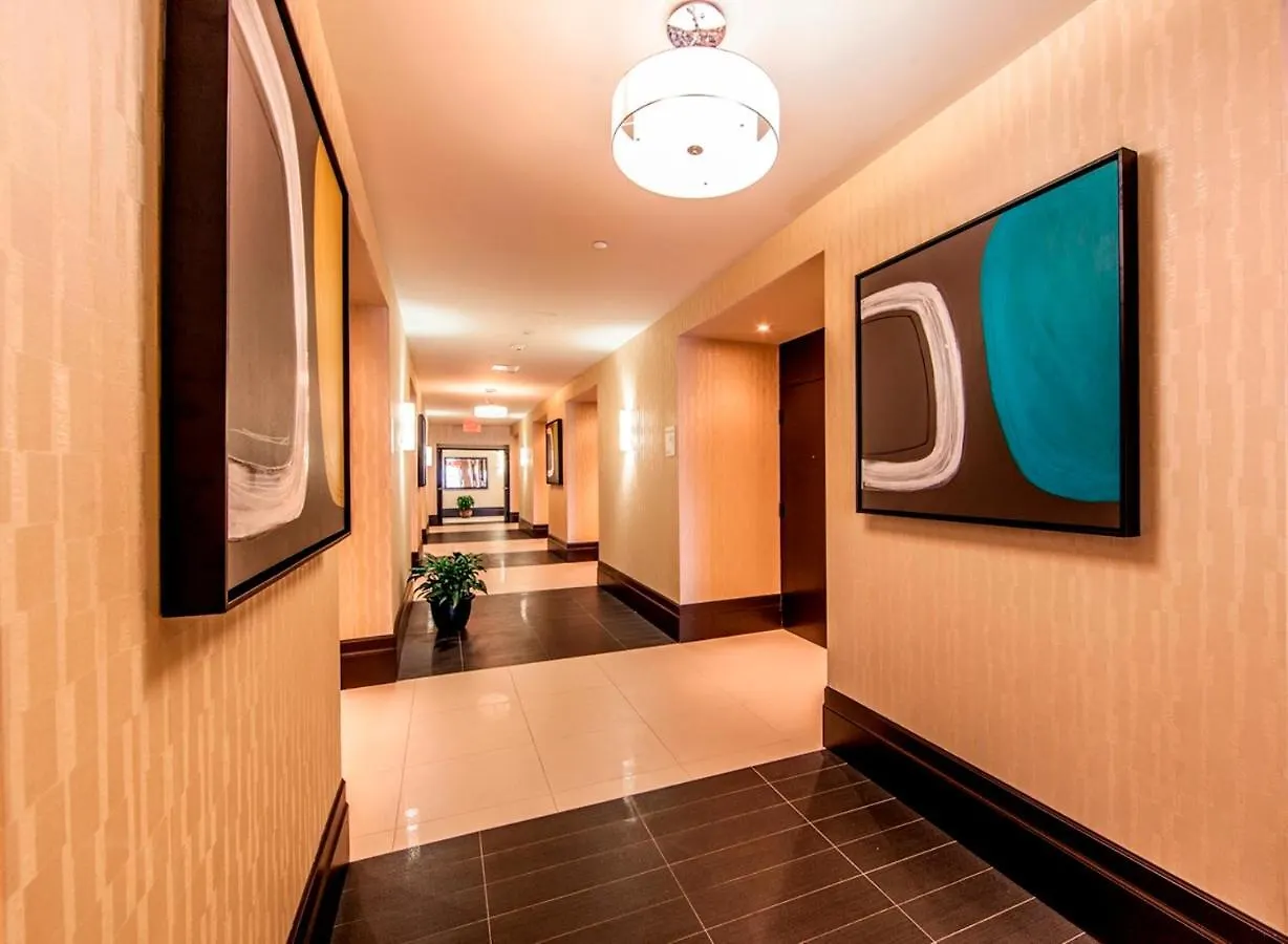 ***  Radisson Hotel Montreal Airport Canada