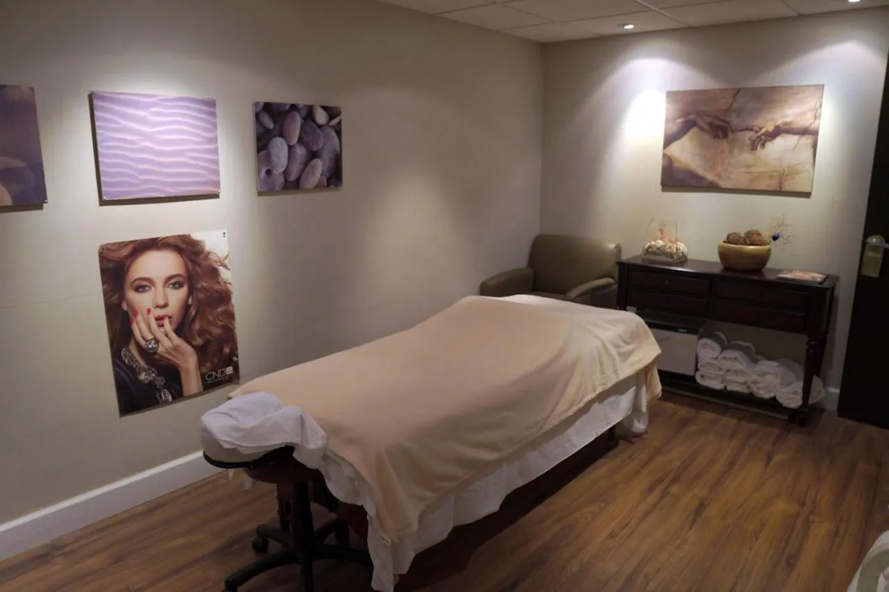 Radisson Hotel Montreal Airport