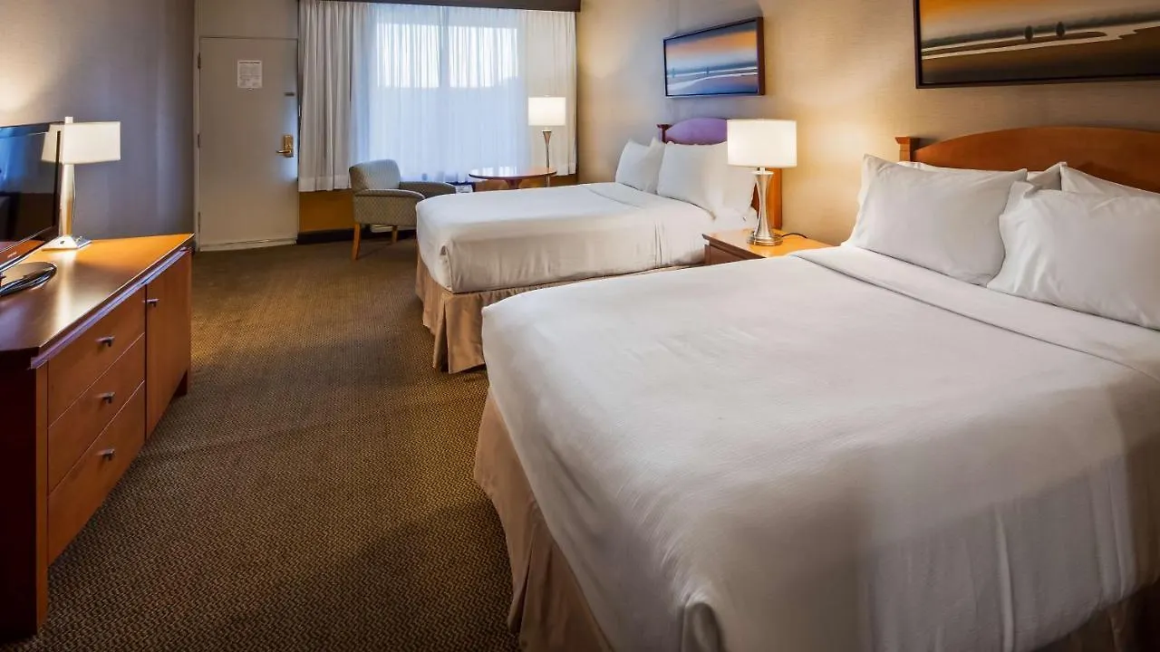 Radisson Hotel Montreal Airport 3*,  Canada
